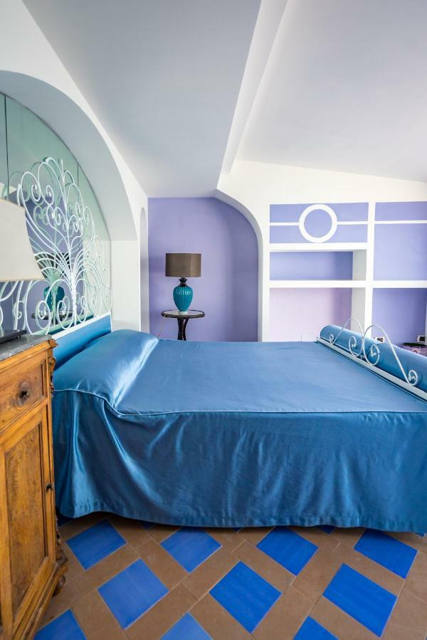 Borgo Dei Saraceni - Domus Indomita Bed & Breakfast